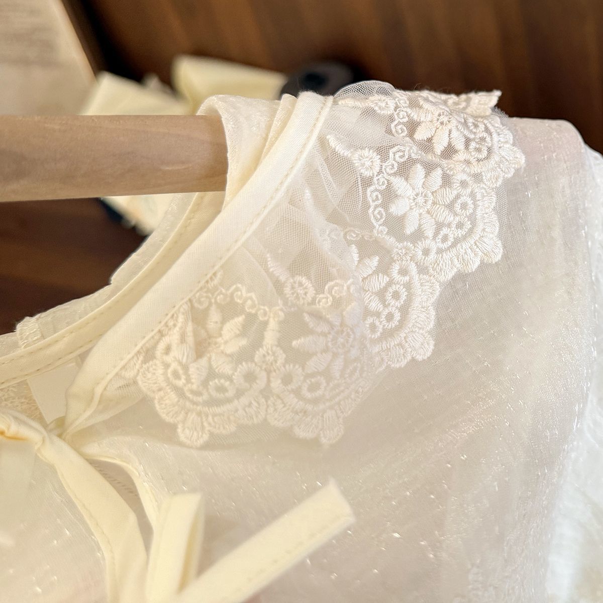 Baby Clothing High End - Chaqueta Ligera con Capucha para Bebés