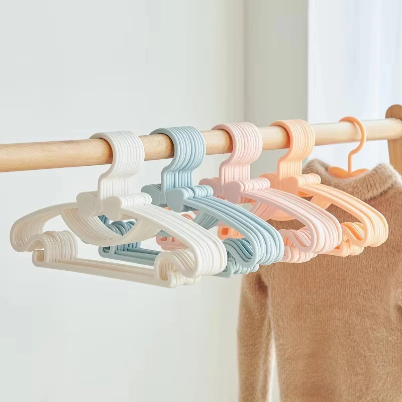10 perchas portátiles de plást - Baby Clothing Hanging Rack reseña y precio